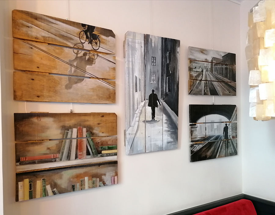 exposition de peintures de Gilles Lavie au restaurant La Luna, Paris