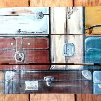 Palette peinte par l'artiste Gilles Lavie: valises imbriquées